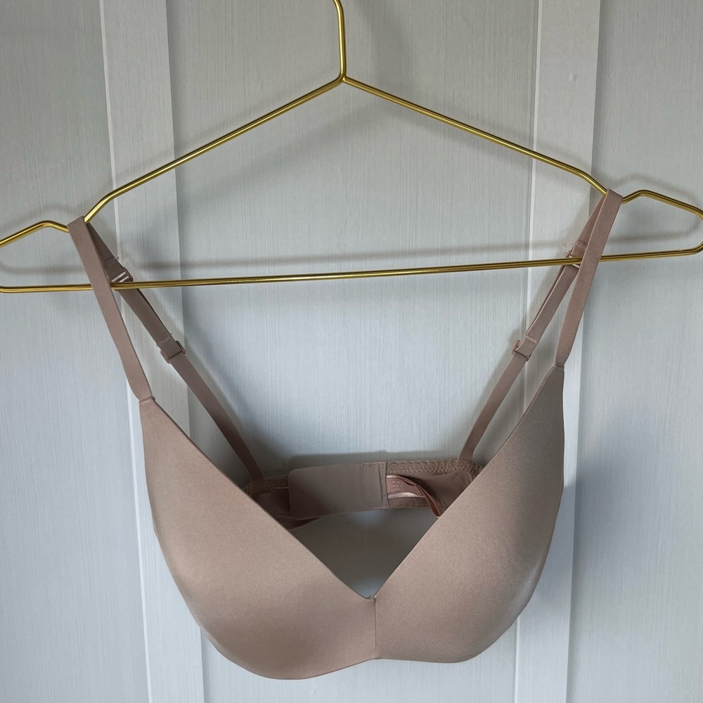 SKIMS WIRELESS FORM PUSH-UP PLUNGE BRA | COLOR MICA - 32D